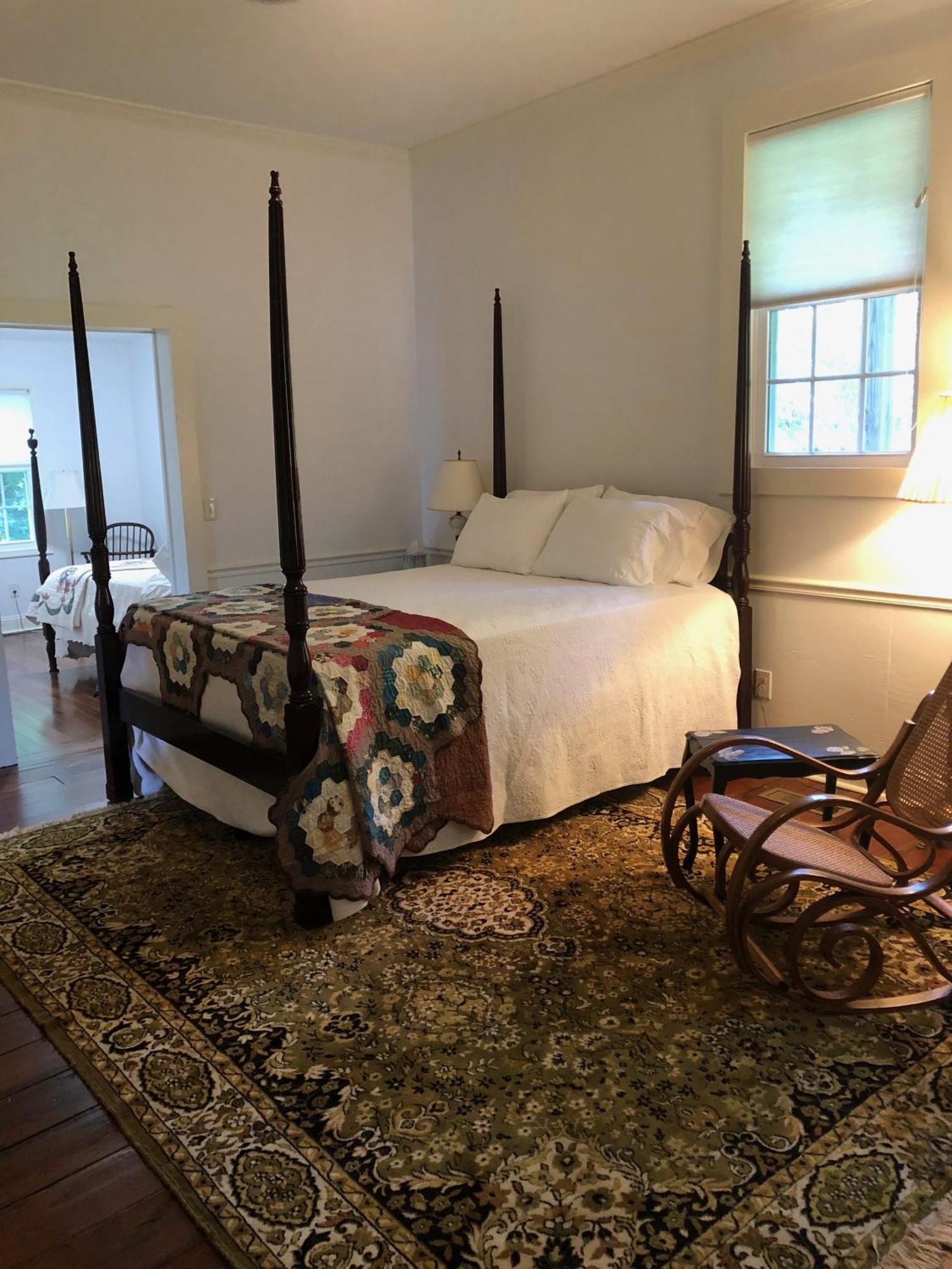 Oak Grove Bed And Breakfast South Boston Rum bild